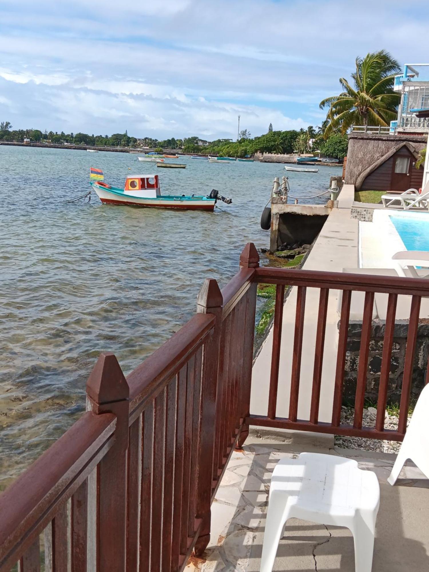 Chillpill Guest House Mahebourg Ngoại thất bức ảnh